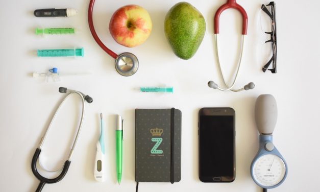 Auto-immune medical specialist shares tips and guidelines with patients